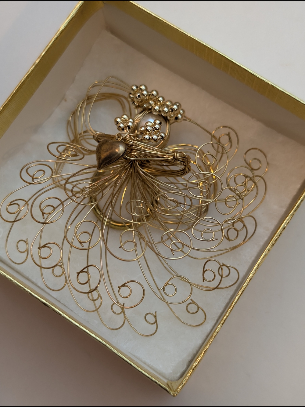 La Bona Angelica Gold Filigree Heart Ornament with Floral Cluster Handmade‎